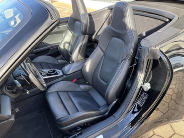 Porsche 992 I Carrera 4 — photo 14