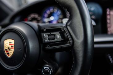 Porsche 991 II Carrera 4S — photo 19