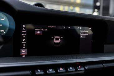 Porsche 991 II Carrera 4S — photo 26