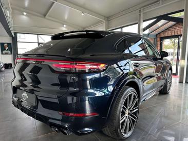 Porsche Cayenne III Platinum Edition — photo 22