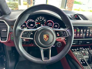 Porsche Cayenne III Platinum Edition — photo 29