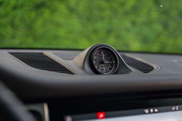 Porsche Macan Electrique Base — photo 13