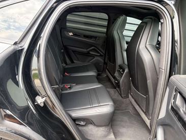 Porsche Cayenne III Turbo Black Edition — photo 27