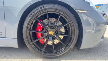 Porsche 718 Cayman GTS — photo 7