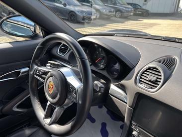 Porsche 718 Boxster — photo 8