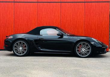 Porsche 718 Boxster S — photo 2