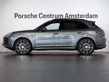 Porsche Cayenne III Turbo — photo 2