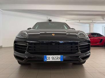Porsche Cayenne III — photo 3