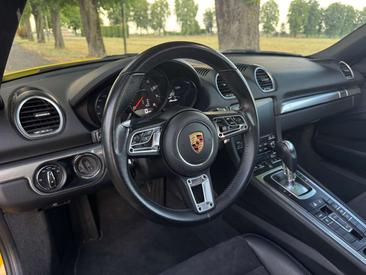 Porsche 718 Boxster Base — photo 5