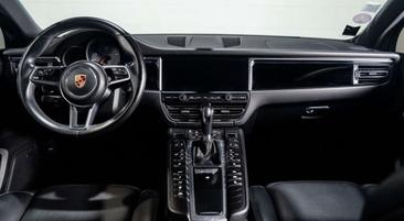 Porsche Macan Electrique S — photo 7