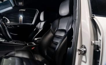 Porsche Macan Electrique S — photo 10