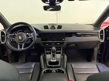 Porsche Cayenne III — photo 8