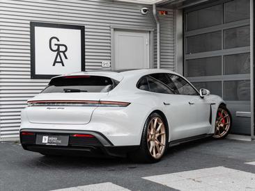 Porsche Taycan GTS — photo 3