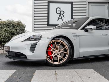 Porsche Taycan GTS — photo 4