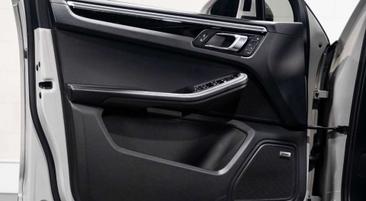 Porsche Macan Electrique S — photo 23