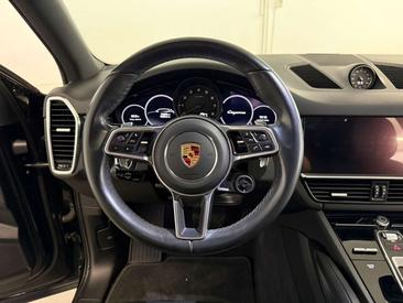 Porsche Cayenne III — photo 10