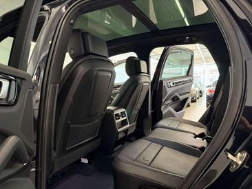 Porsche Cayenne III — photo 11