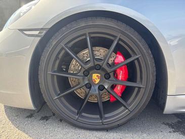 Porsche 718 GTS — photo 21