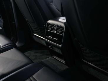 Porsche Cayenne III Turbo — photo 12
