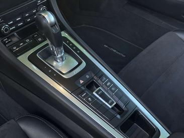 Porsche 718 Boxster Base — photo 12