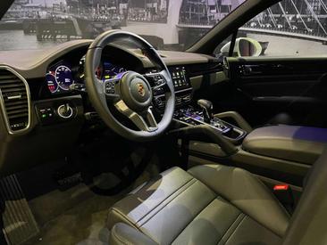 Porsche Cayenne III Base Platinum Edition — photo 15