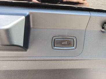 Porsche Panamera II 4S — photo 28
