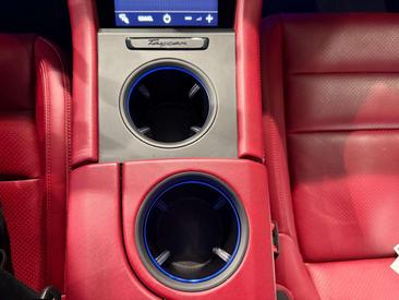 Porsche Taycan — photo 28