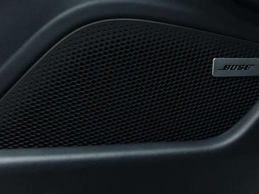 Porsche Taycan 4S — photo 18