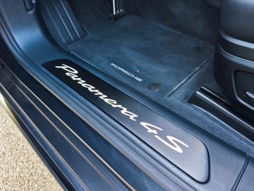 Porsche Panamera II 4S — photo 25
