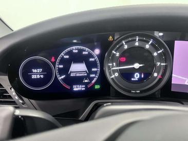 Porsche 992 I Carrera 4S — photo 4
