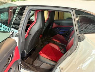 Porsche Taycan — photo 32