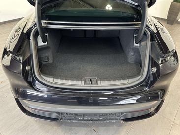 Porsche Taycan — photo 6