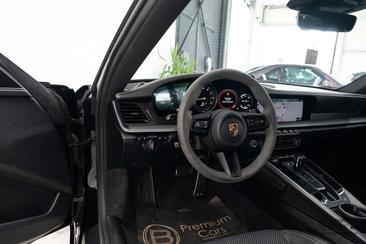 Porsche 911 Carrera S — photo 9