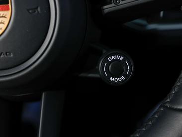Porsche Cayenne III Turbo — photo 26