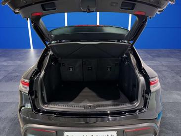 Porsche Macan Electrique Base — photo 4