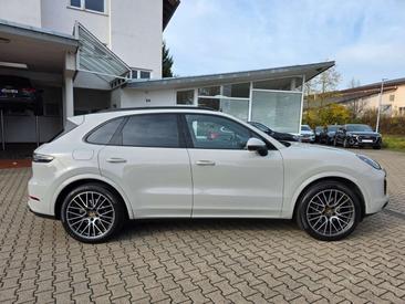 Porsche Cayenne III — photo 7
