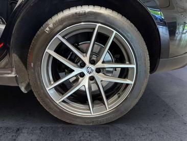Porsche Macan Electrique Base — photo 6