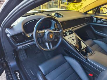 Porsche Panamera II 4S — photo 32