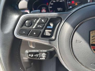 Porsche Cayenne III Platinum Edition — photo 20