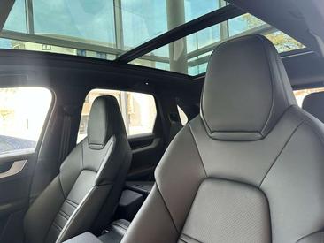 Porsche Cayenne III S — photo 14