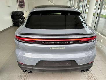 Porsche Cayenne III S — photo 3