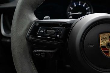 Porsche 911 Carrera S — photo 29