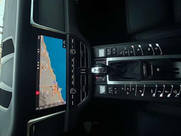Porsche Macan Electrique — photo 25