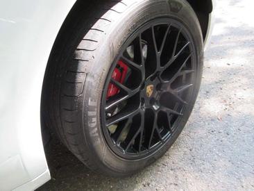 Porsche Macan Electrique GTS — photo 21