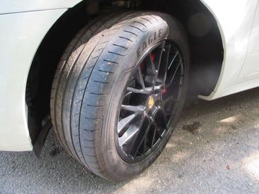 Porsche Macan Electrique GTS — photo 22