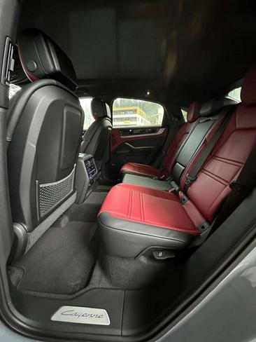 Porsche Cayenne III S — photo 12