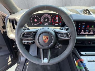 Porsche Cayenne III GTS — photo 8