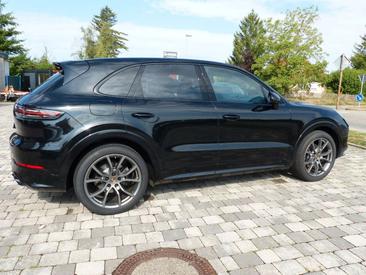 Porsche Cayenne III Platinum Edition — photo 6
