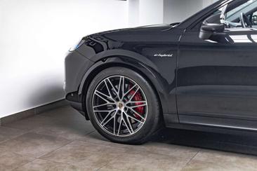 Porsche Cayenne III S — photo 13