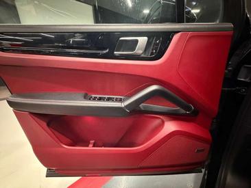Porsche Cayenne III E-Hybrid — photo 9
